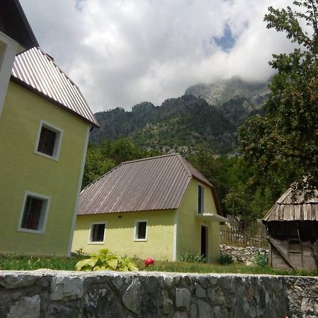 Bujtina Ahmetaj Villa Valbona Esterno foto