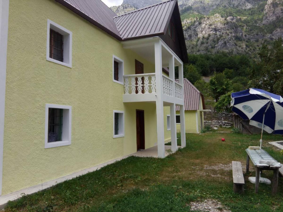 Bujtina Ahmetaj Villa Valbona Esterno foto